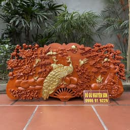 Tranh quạt phu thê viên mãn-gỗ hương đỏ dát vàng cao cấp 4