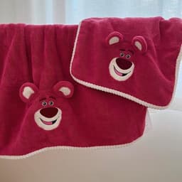 SÉT KHĂN MẶT + KHĂN TẮM GẤU LOTSO DÂU TÂY DISNEY XINH ƠI LÀ XINH 4