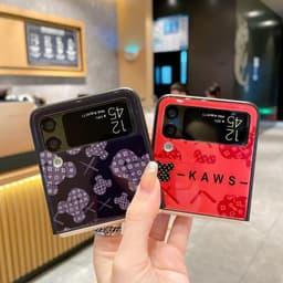 Ốp Samsung Z Flip 3 - ZFlip3 - Z Flip3 - Flip3 5G họa tiết gấu dễ thương nhiều mẫu phủ bóng chống bẩn 3