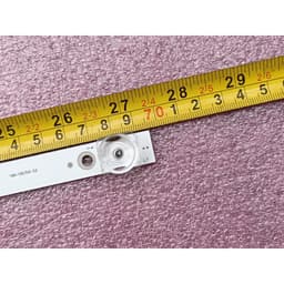 THANH LED TIVI DARLING 40HD959T2 MỚI 100% HÀNG ZIN HÃNG, BỘ 3 THANH MỖI THANH 7 BÓNG 3V, DÀI 69,6cm. 1
