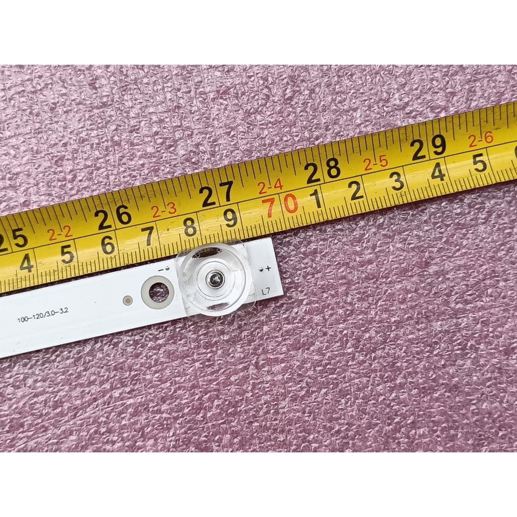 THANH LED TIVI DARLING 40HD959T2 MỚI 100% HÀNG ZIN HÃNG, BỘ 3 THANH MỖI THANH 7 BÓNG 3V, DÀI 69,6cm.