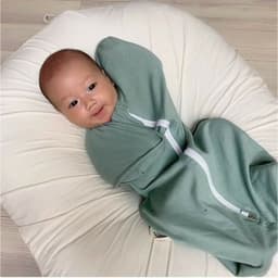 Nhộng chũn Sunday Hug CAO CẤP giảm giật mình giúp bé ngủ ngon với thiết kế khóa 2 chiều 5