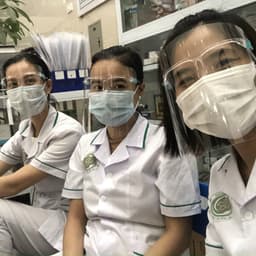 Kính Kiếng chắn giọt bắn chống bụi face shield hàng cao cấp - mặt gương trong suốt 4
