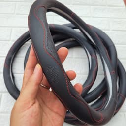 Bọc vô lăng da, có lỗ thoáng khí GIÁ RẺ size 38cm phù hợp các dòng xe ô tô 8