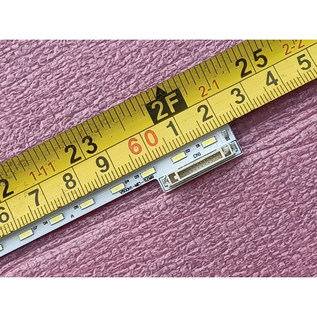 THANH LED TIVI TOSHIBA 50L2550 50L5550 HÀNG MỚI 100, MỖI MÁY DÙNG 1 THANH, DÀI 62,2cm. THANH 68 BÓNG 3v