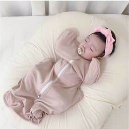 Nhộng chũn Sunday Hug CAO CẤP giảm giật mình giúp bé ngủ ngon với thiết kế khóa 2 chiều 4