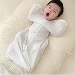 Nhộng chũn Sunday Hug CAO CẤP giảm giật mình giúp bé ngủ ngon với thiết kế khóa 2 chiều 2