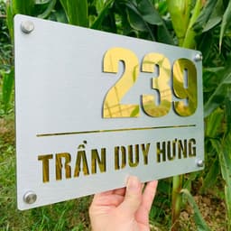 Biển số nhà Màu xước bạc + Alu vàng gương 2