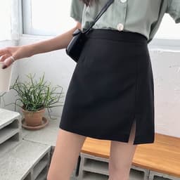 Váy A Ngắn Lưng Cao Xẻ Cá Tính 1