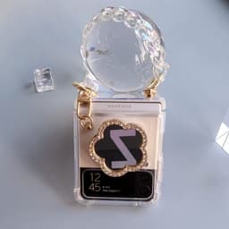 [CÓ SẴN] Ốp chống sốc Samsung Z Flip 4 - Z Flip 3 - Flip3 - FLIP4 hoa gương viền đính đá kèm dây đeo acrylic dễ thương 2