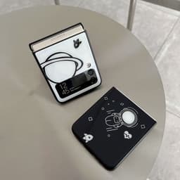 [CÓ SẴN] Ốp Samsung Z Flip 3 - ZFlip3 5G họa tiết phi hành gia - vũ trụ phủ bóng xinh xắn đáng yêu 3