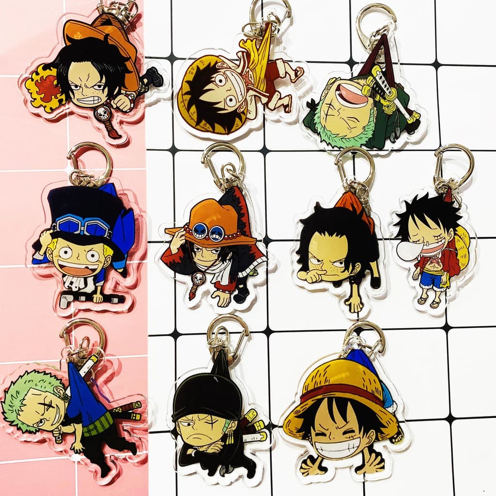 (Mua 1 tặng 1) Móc khóa mica One Piece Đảo Hải Tặc ver TREO NGƯỜI Luffy Ace hình in 2 mặt