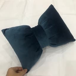 Gối tựa đầu ô tô vải nhung cao cấp hình nơ sang chảnh 5