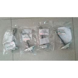 Hạn chế cửa, dẫn hướng cửa, Altis, Vios, Innova, Fortuner hàng oem mã chung nhiều xe toyota 4