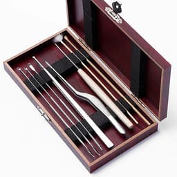 Bộ dụng cụ chăm sóc tai 7 món cao cấp: Nhíp và lẫy ráy tai  bảo vệ sức khỏe tai hiệu quả. 1