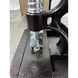 Máy dập khoen bạt bán tự động Size 5mm Tốc độ đóng nhanh Không cần dùng long đền 4