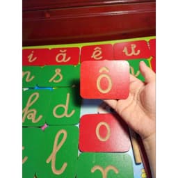 Bộ tập viết chữ chìm Montessori 3