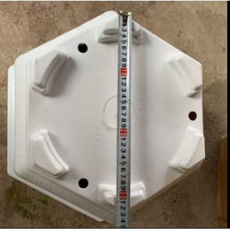 Chậu nhựa trồng cây lục giác LG580 kích thước 57x39x39 (dàixrộngxcao) màu trắng