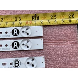 THANH LED TIVI SONY 32EX330 MỚI 100% BỘ 4 THANH 2A+2B MỖI THANH 8 BÓNG 3V DÀI 61,9cm 32"NDS REV 0.4 A B TYPE 2012.05.29 2