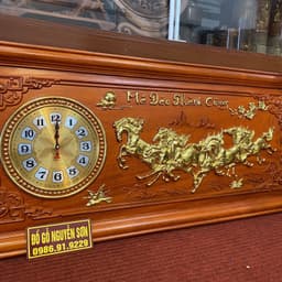 Tranh Đồng hồ Gỗ Hương / mẫu bát mã /dát vàng kích thước 48*108,dày 4cm 4