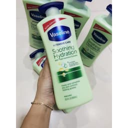 Sữa Dưỡng Thể Vaseline Intensive Care Soothing Hydration Aloe Vera 725ml( xanh) 3