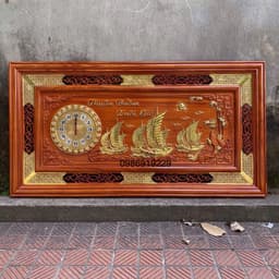 Tranh Đồng hồ treo tường gỗ hương kích thước 67*127cm 2