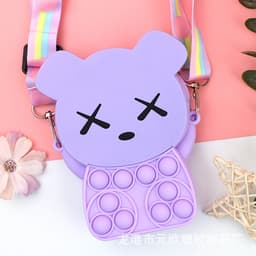 [Xả kho] Túi xách đeo chéo silicon hình gấu Bear rick pop it bong bóng giảm căng thẳng, thời trang dễ thương 8