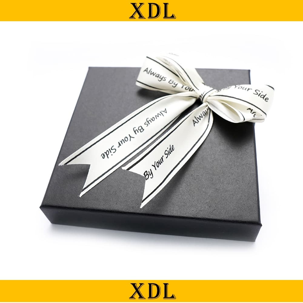 Hộp quà tặng, hộp si đựng quà nắp rời gắn nơ handmade kích thước 14x14x5cm