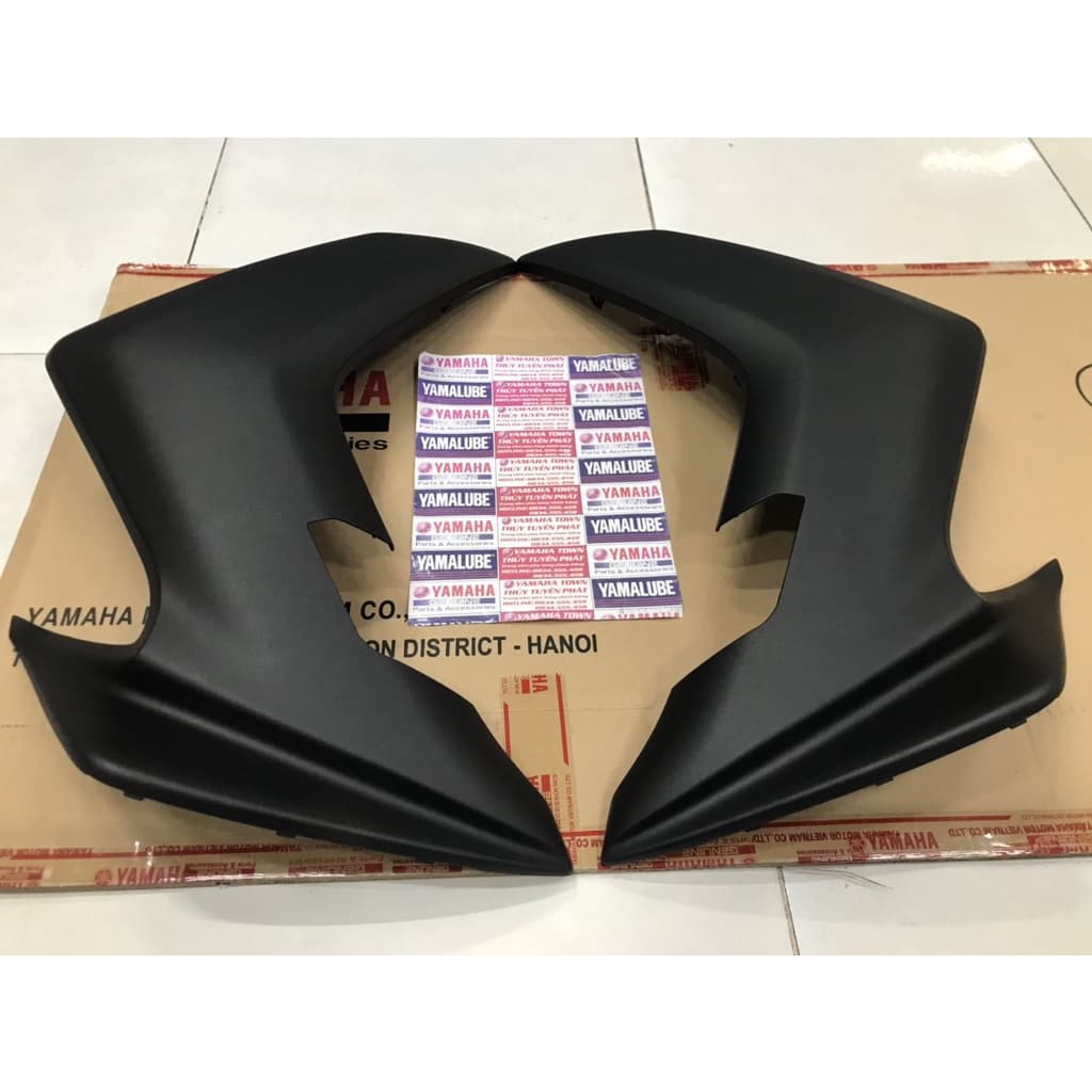 Cánh yếm đen nhám Exciter 155 zin chính hãng yamaha B5VF835U00P2- B5VF835V00P2