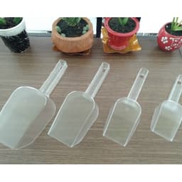 [ Kho sỉ] Xúc Đá Nhựa Vuông Đủ Size 4