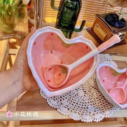 Set Chén bát sứ hình trái tim họa tiết dâu tây hồng Tặng kèm thìa sứ 5