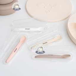 Thìa ăn dặm silicon Ubmom kèm hộp đựng cho bé từ sơ sinh 3
