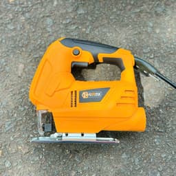 Máy cưa lọng COOFIX CF-JS003 công suất 500W, có chế độ chỉnh tốc độ cưa, tặng kèm 1 lưỡi cưa lọng, 1 bộ than chính hãng 3