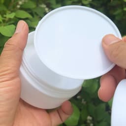 Giá Sỉ 100 Hủ K150 Trắng Không Viền - 150gr - kích thước 10x5cm - Có nắp lót chống tràn 7