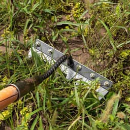 Cào Đất CAO-08 8 Răng Thép Mạ Kẽm – Dụng Cụ Làm Vườn Đa Năng Không Thể Thiếu Trong Mỗi Nhà Vườn 7