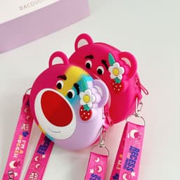 Túi xách đeo chéo silicon hình gấu dâu lotso, thời trang dễ thương bạn gái đựng mỹ phẩm, điện thoại 8