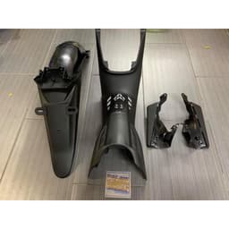 Dàn áo Exciter nhỏ đỏ Spark có tem 2