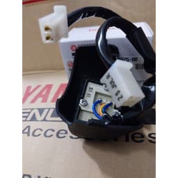 55PH39750000 CỤM CÔNG TẮC TAY LÁI 2( bên phải Ex nhỏ, Ex 135 ) 3