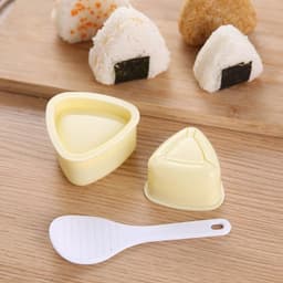 Khuôn làm cơm nắm sushi hình tam giác 7.5x7x4cm 3