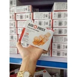 Hộp 100 băng gạc y tế tiệt trùng AID FIRST- VH MART 4