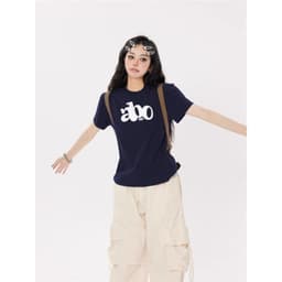 XUANMO Local brand Áo baby tee Áo Thun ôm body Áo y2k cotton Chính Hãng Vai Ngắn Tay Phong Cách Mới Mỏng Thiết Kế Áo Thun Ngắn Mùa Hè Mỹ 3