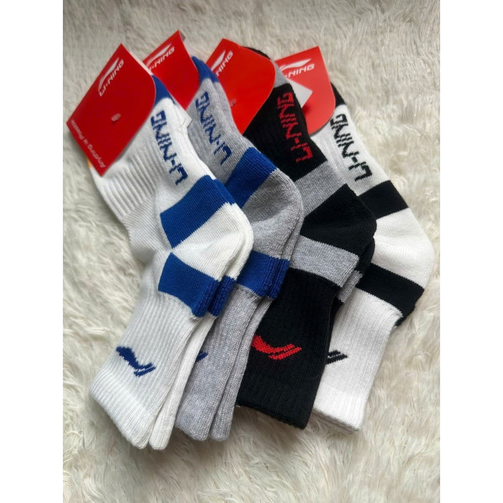 Tất Vớ Cầu Lông, Tennis LINING Dày Dặn, Siêu Thoáng Mát, Chống Trơn Trượt