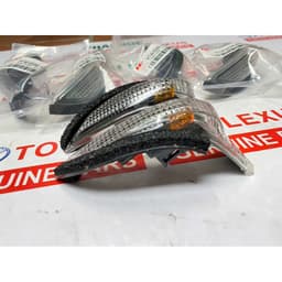 81730-52100 Đèn xi nhan gương Vios, Altis, Camry, Yaris 2014-2023 hàng Ikont Japan cao cấp 4