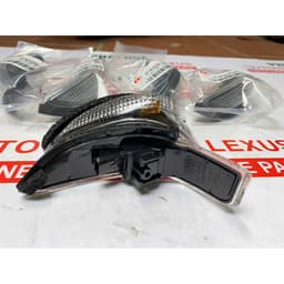 81730-52100 Đèn xi nhan gương Vios, Altis, Camry, Yaris 2014-2023 hàng Ikont Japan cao cấp 2