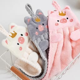 #Khăn Lau Tay Thấm Hút Tốt Hình Heo Con Xinh Xắn 2