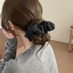 Cột tóc scrunchies vải XÁM họa tiết nơ tim bi nhỏ thời trang dễ thương S14 Tiluca 5