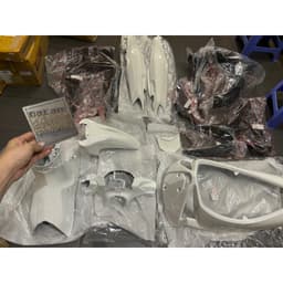 Bộ Dàn nhựa áo Sirius Fi 115 đời 2014 trở lên nhiều màu ( bấm vào xem chi tiết) 9