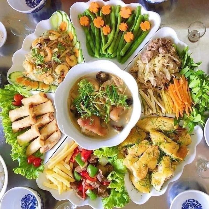 Bộ Bát Đĩa Hoa Mặt Trời Size To, Nhỏ 7 món bày mâm cỗ tiện lợi  nhựa cao cấp - Việt Nhật Plastic