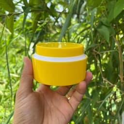 Giá Sỉ 100 Hủ Thân Vàng Viền Trắng - Hủ Nhựa Rỗng - 200gr - Có Nắp Lót Chống Tràn - Hủ đựng Kem Body - Đựng Kem Body. 6