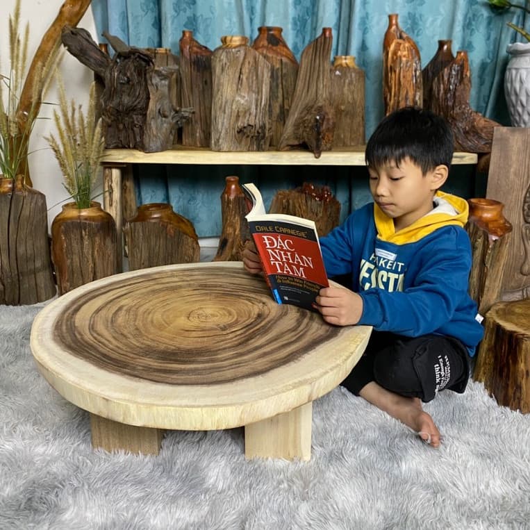 Mặt bàn tròn gỗ me tây mộc không sơn nguyên tấm gỗ thịt tự nhiên, làm bàn trà, bàn cafe - Xưởng Mộc Maido